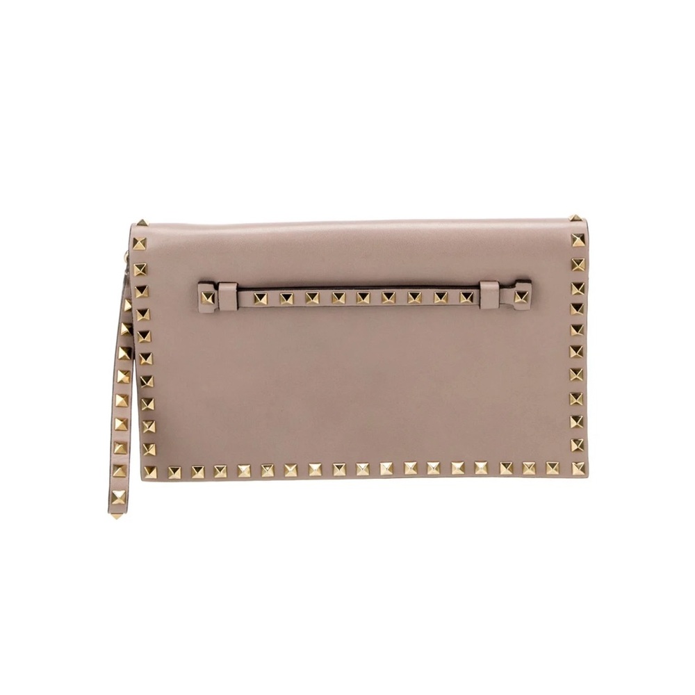 VALENTINO ROCKSTUD CLUTCH Fashion purse evening bag nude beige neutral wristlet